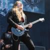 18_evergrey009