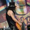14_slash003